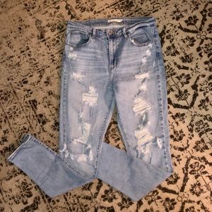 Levi’s 721 High Rise Skinny Distressed Jeans